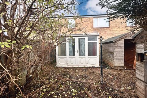 Weymouth Close, Hull HU7 2 bed terraced house for sale