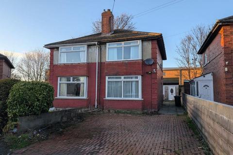 14, Charles Avenue Bradford, BD3 8HF 2 bed semi