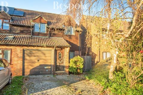 Myton Walk, Reading RG7 3 bed semi