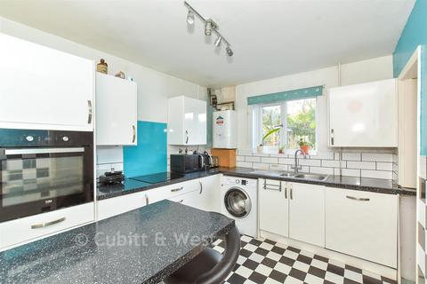 Pennyfields, Bognor Regis, West Sussex 3 bed semi