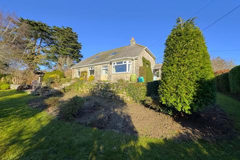 South Instow, Swanage BH19 4 bed detached bungalow for sale