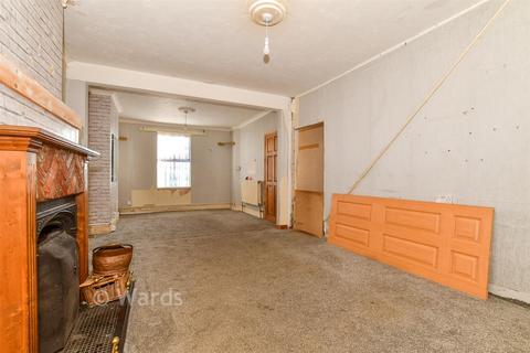 Robin Hood Lane, Lydd, Romney Marsh... 2 bed semi