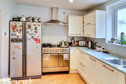 Hinckley LE10 3 bed semi