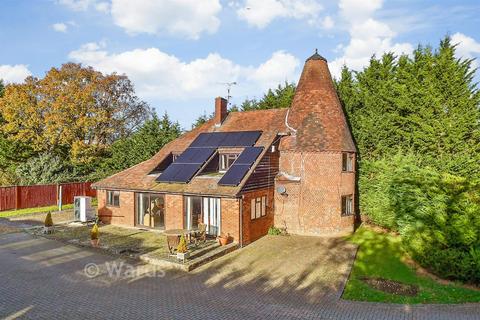 Cradducks Lane, Staplehurst... 3 bed character property for sale