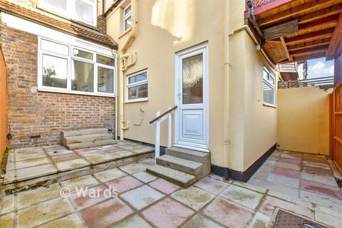 Stanhope Road, Deal, Kent 1 bed ground floor flat for sale