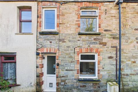 Railway Terrace, Bodmin, Cornwall 3 bed terraced house for sale