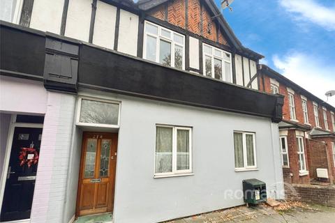 High Street, Aldershot, Hampshire 2 bed maisonette for sale