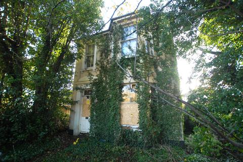 Dymchurch Road, Hythe, CT21 3 bed detached house for sale