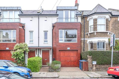Lincoln Road, London, N2 3 bed terraced house for sale