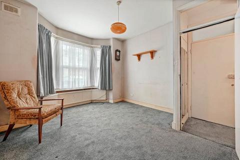 Drayton Road, London, NW10 1 bed apartment for sale
