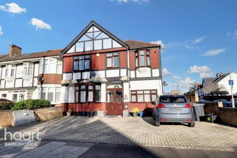 Fullwell Avenue, Barkingside 5 bed end of terrace house for sale