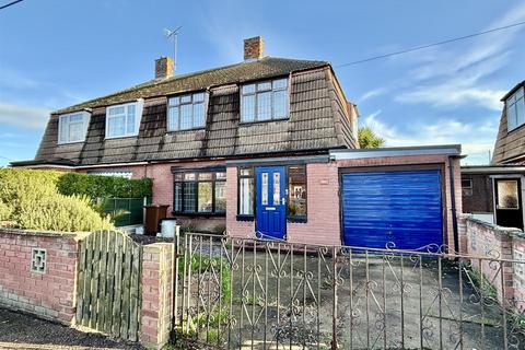 St. James Road, Isle Of Grain, Rochester 3 bed semi
