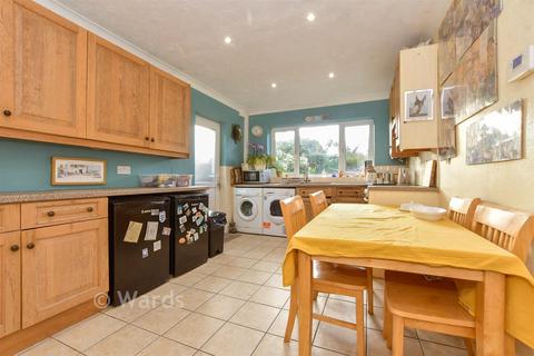 Epple Bay Road, Birchington, Kent 2 bed detached bungalow for sale