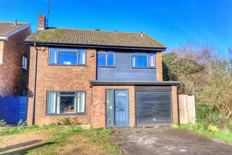 Collyer Road, High Wycombe HP14 4 bed detached house for sale