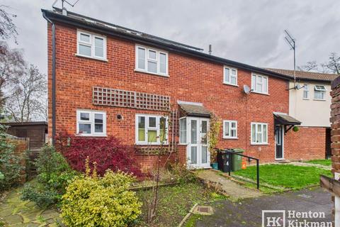 Kensington Gardens, Billericay 1 bed end of terrace house for sale