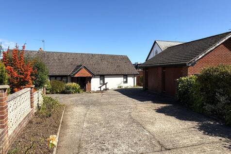 Parklands, Seaton, Devon, EX12 2 bed detached bungalow for sale