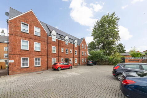 24 bedroom block of apartments for sale