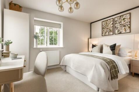 4 bedroom semi-detached house for sale