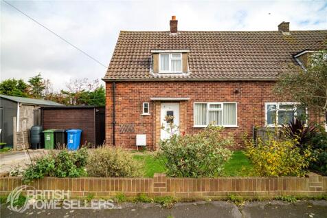 2 bedroom semi-detached house for sale