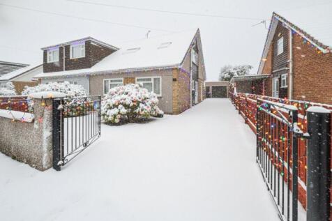 Bibury Avenue, Stoke Lodge, Bristol... 4 bed semi
