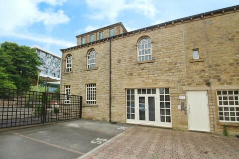 Commercial Street, West Yorkshire HD1 2 bed apartment for sale