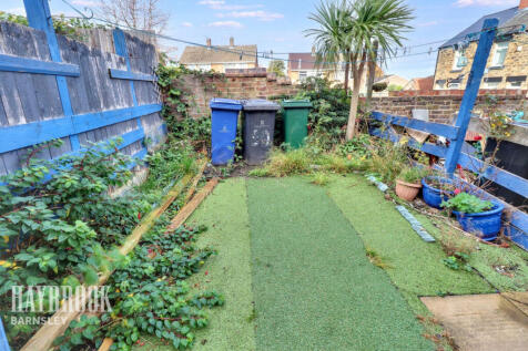 Brinckman Street, Barnsley 2 bed terraced house for sale