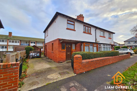 3 bedroom semi-detached house for sale