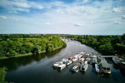 1 bedroom house boat for sale