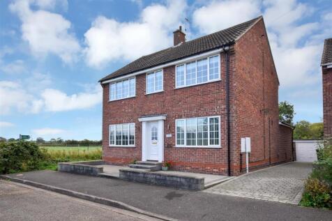 Dykes End, Collingham, Newark 4 bed detached house for sale