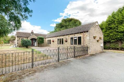 The Willows, Wakefield Road, Lepton, HD8 4 bed detached bungalow for sale