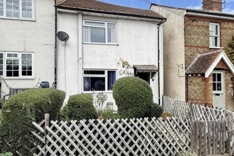 2 bedroom end of terrace house for sale