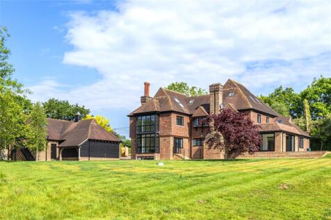 6 bedroom detached house for sale