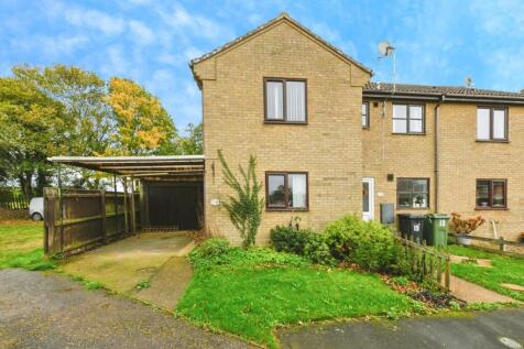 2 bedroom semi-detached house for sale