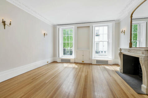 Montpelier Square, Knightsbridge SW7 5 bed terraced house for sale