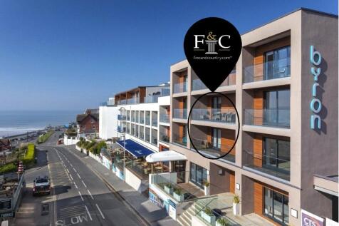 Beach Road, Woolacombe, Devon, EX34 3 bed apartment for sale