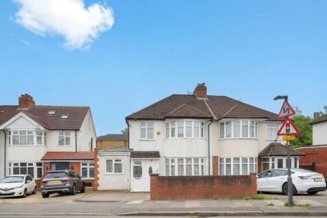 5 bedroom semi-detached house for sale