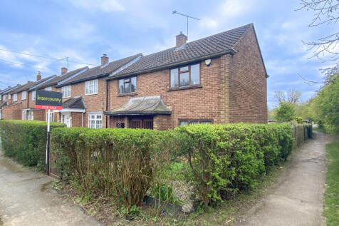 The Hoo, Essex CM17 3 bed end of terrace house for sale