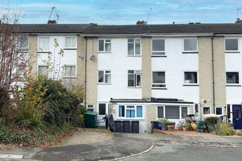 4 bedroom terraced house for sale