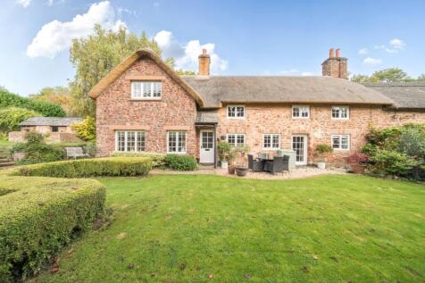 4 bedroom semi-detached house for sale