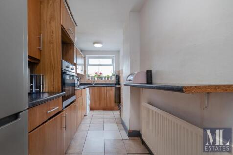 Stirling Road, Wood Green N22 3 bed terraced house for sale