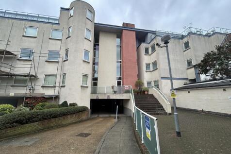 Flat 4 St. Nicholas Court, Ipswich... 2 bed flat for sale