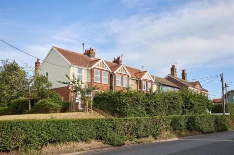 Station Road, Southwold IP18 3 bed end of terrace house for sale