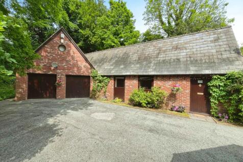 Cuddington, Cheshire CW8 Plot for sale