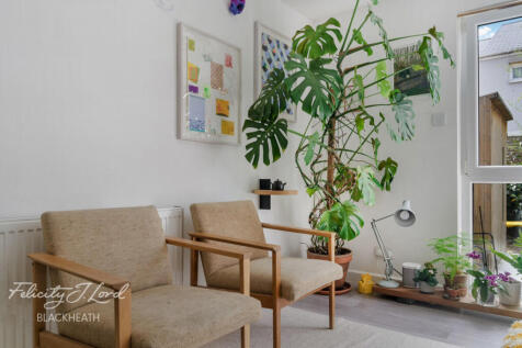 The Heights, London 1 bed apartment for sale