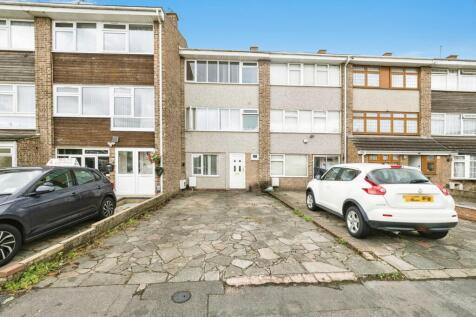 4 bedroom town house for sale