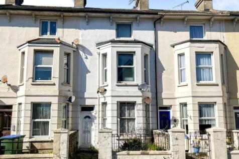 67(A) Arundel Road, Littlehampton... 2 bed flat for sale
