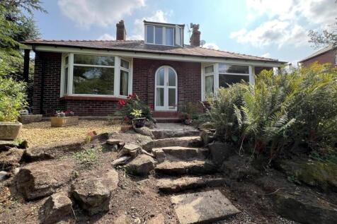 Waggs Road, Congleton 3 bed detached bungalow for sale