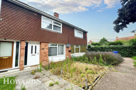 Garden Close, Bungay 2 bed terraced house for sale