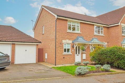 2 bedroom end of terrace house for sale