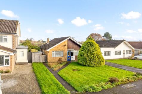 4 bedroom chalet for sale